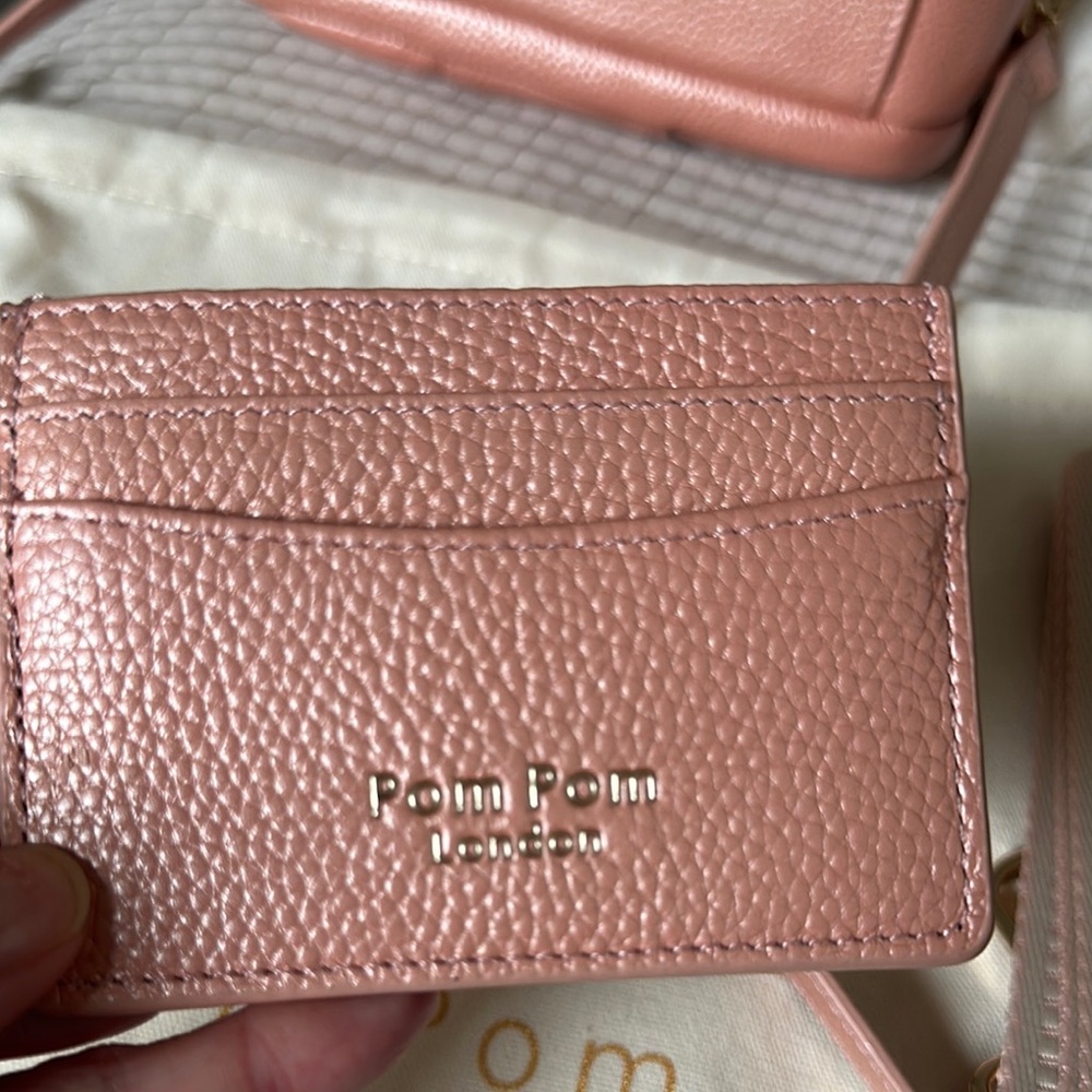 Chic Rose Gold Crossbody Bag bundle with Gold Hardware - Picture 9 of 11